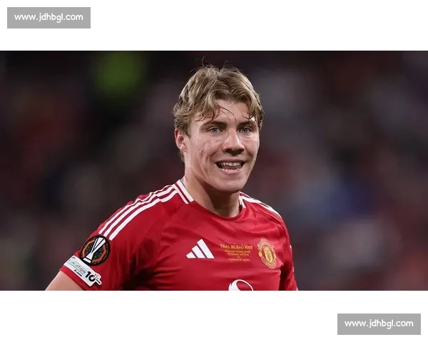 那不勒斯接近签下 PSV 边锋诺阿 - 朗 转会下周初敲定