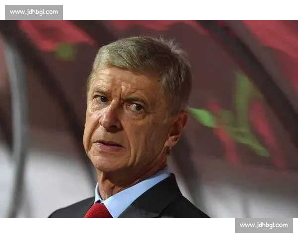 雷暴难题无解?温格盛赞梅西:足坛影响力的永恒灯塔